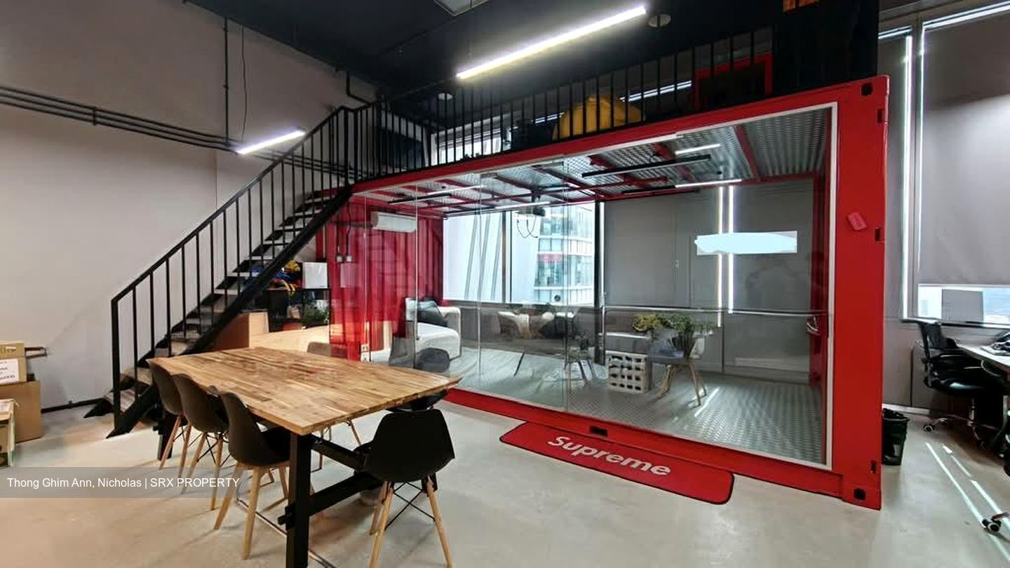 Robinson Square (D1), Office #561579991